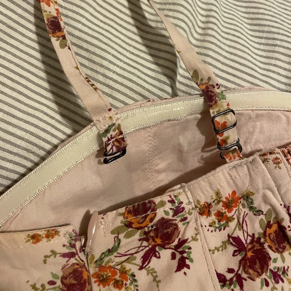 Floral pink dress - Picture 4 of 4